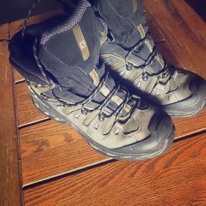 Salomon boots
